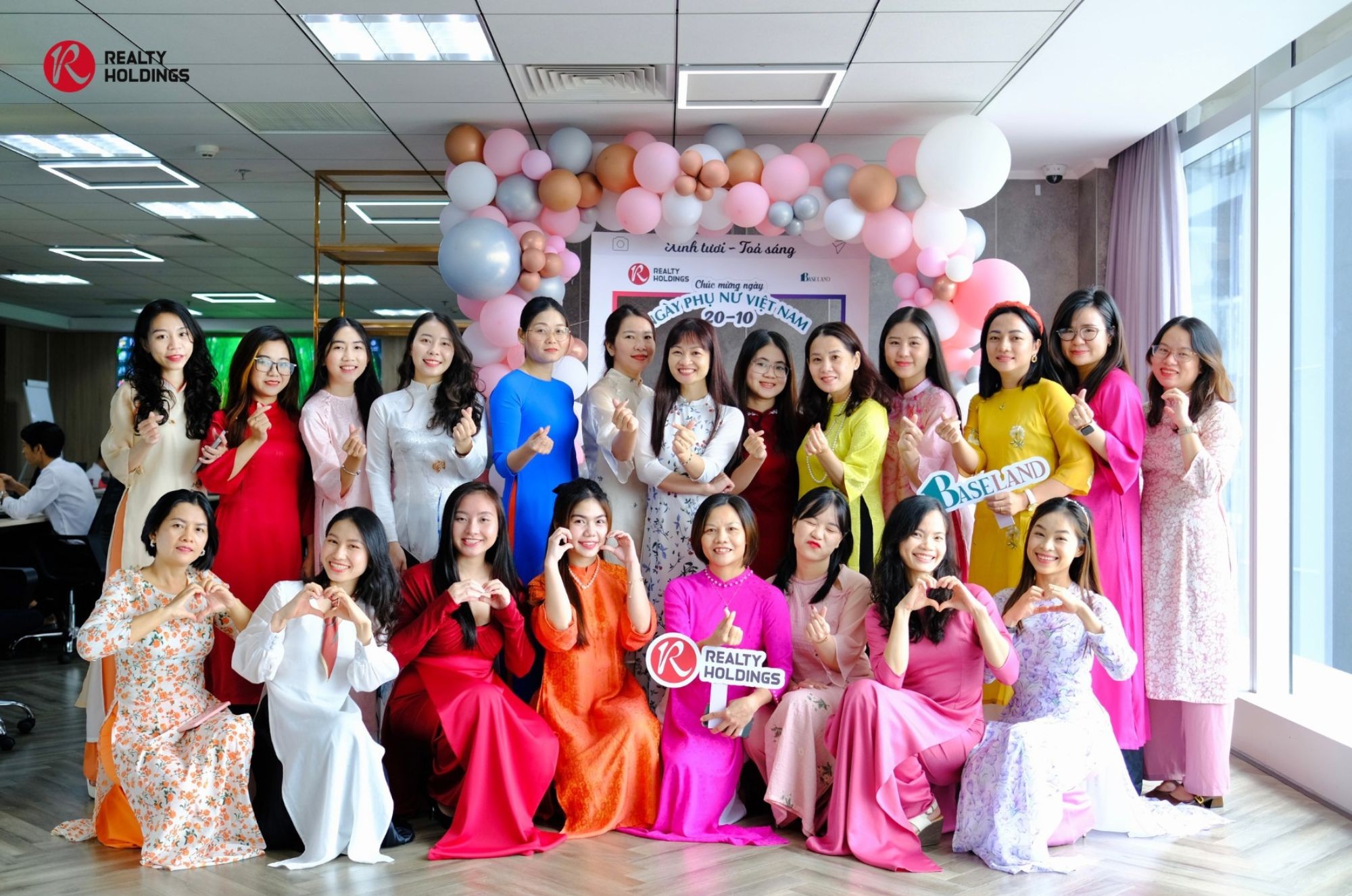 Hoạt động gắn kết nhân sự Realty Holdings